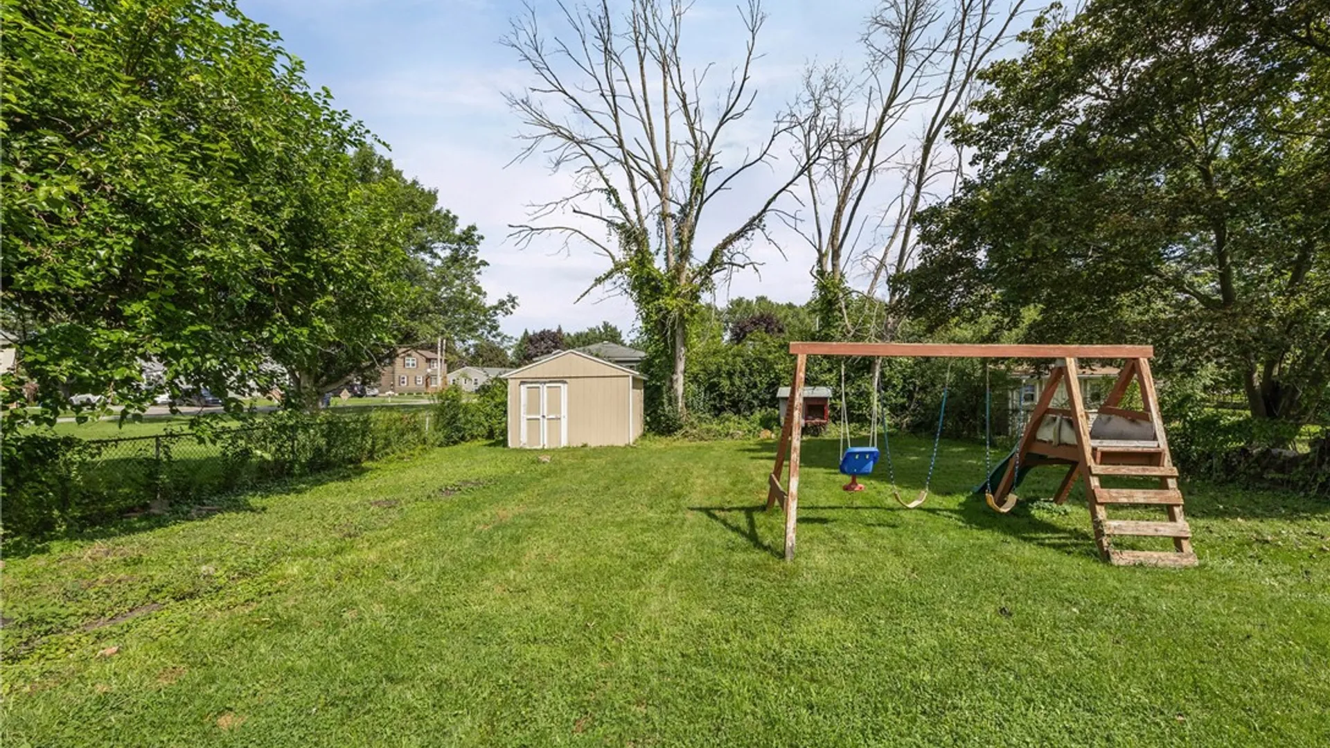 Property at 44 Rossmore Street, Gates, NY 14606 35