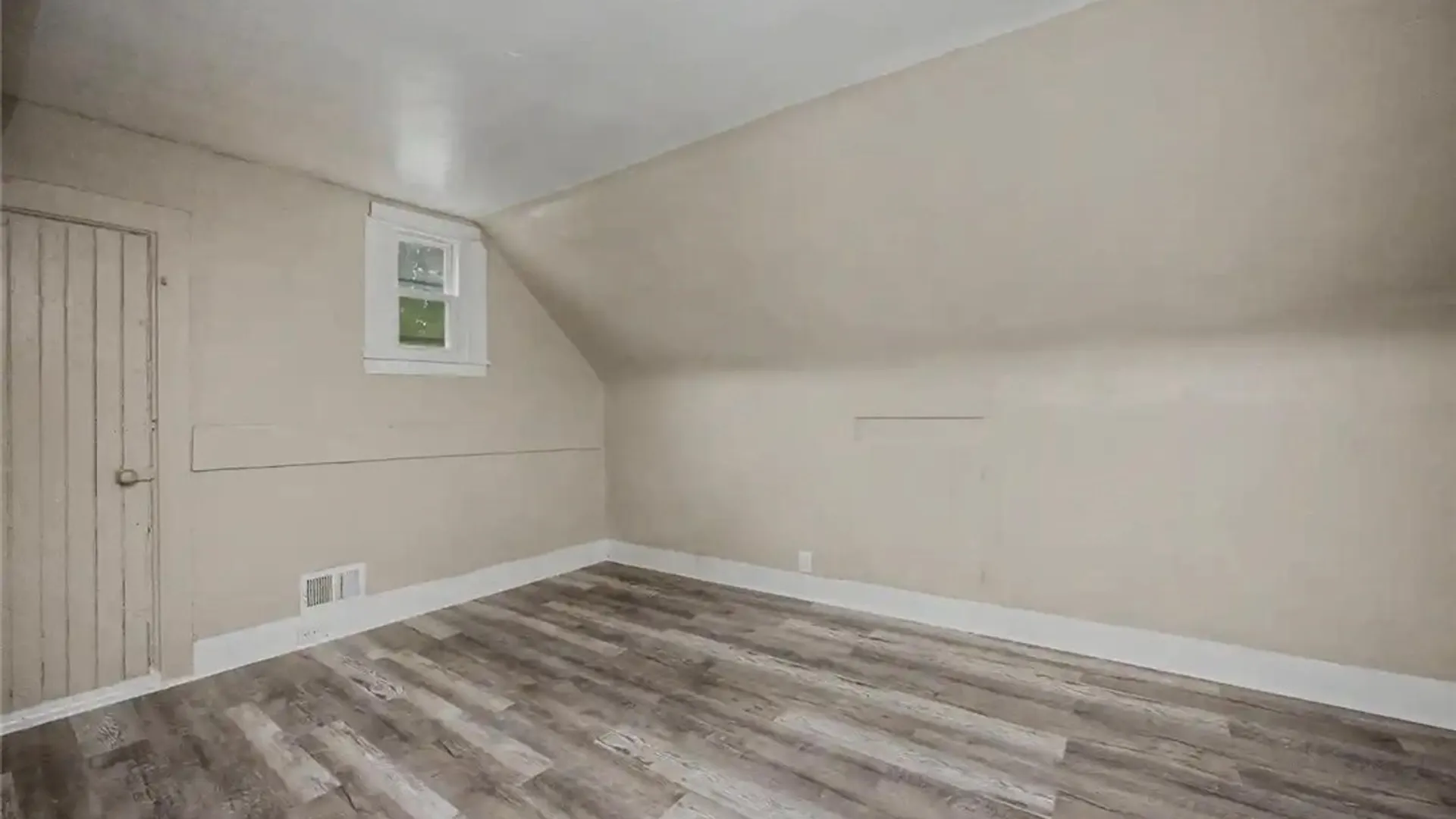 Property at 31 Pershing Avenue, Buffalo, NY 14211 9