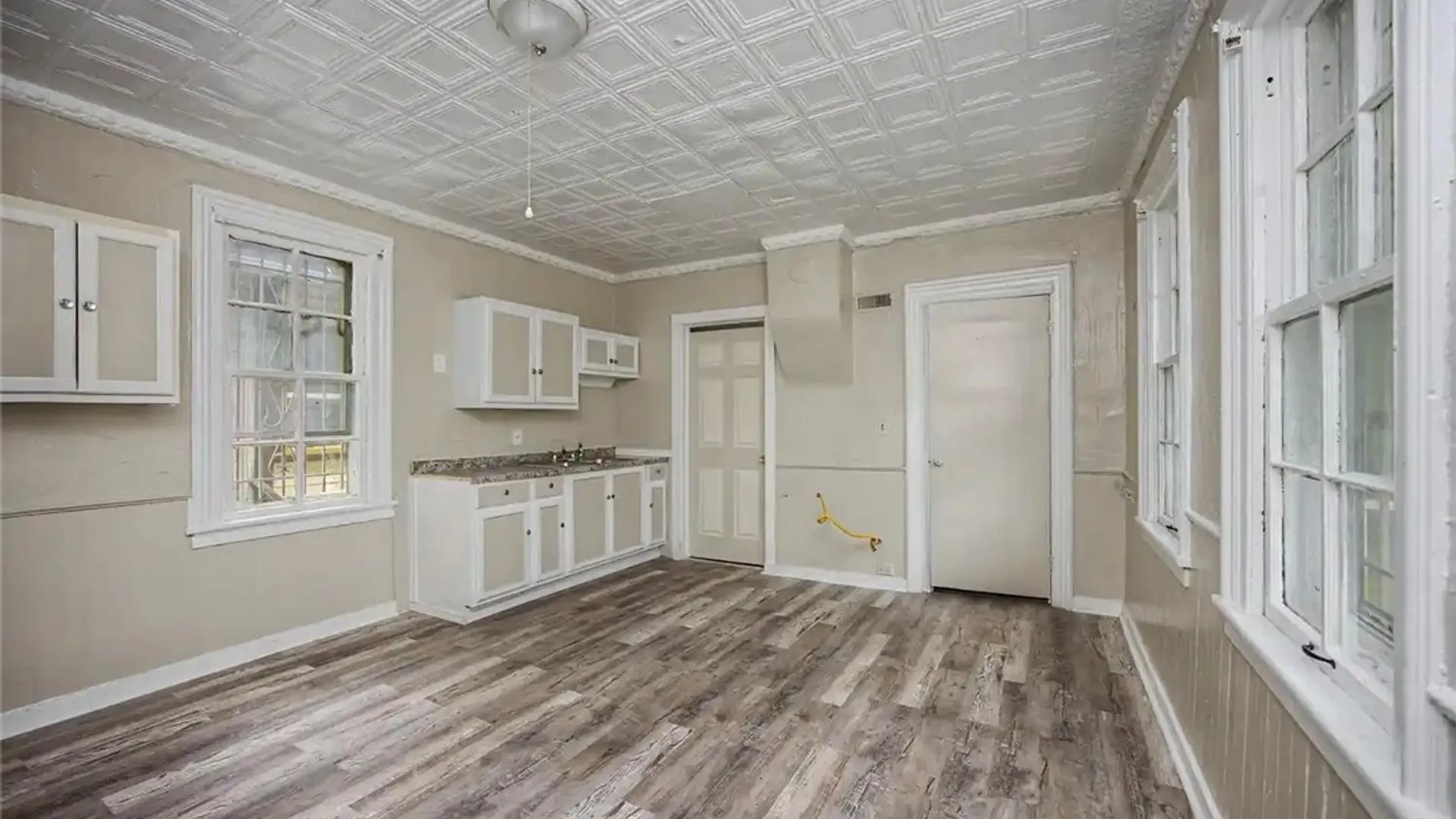 Property at 31 Pershing Avenue, Buffalo, NY 14211 15