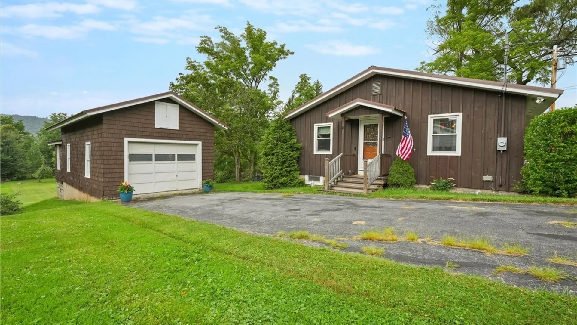 Property at 5231 Emhoff Road, Fenner, NY 13037 5