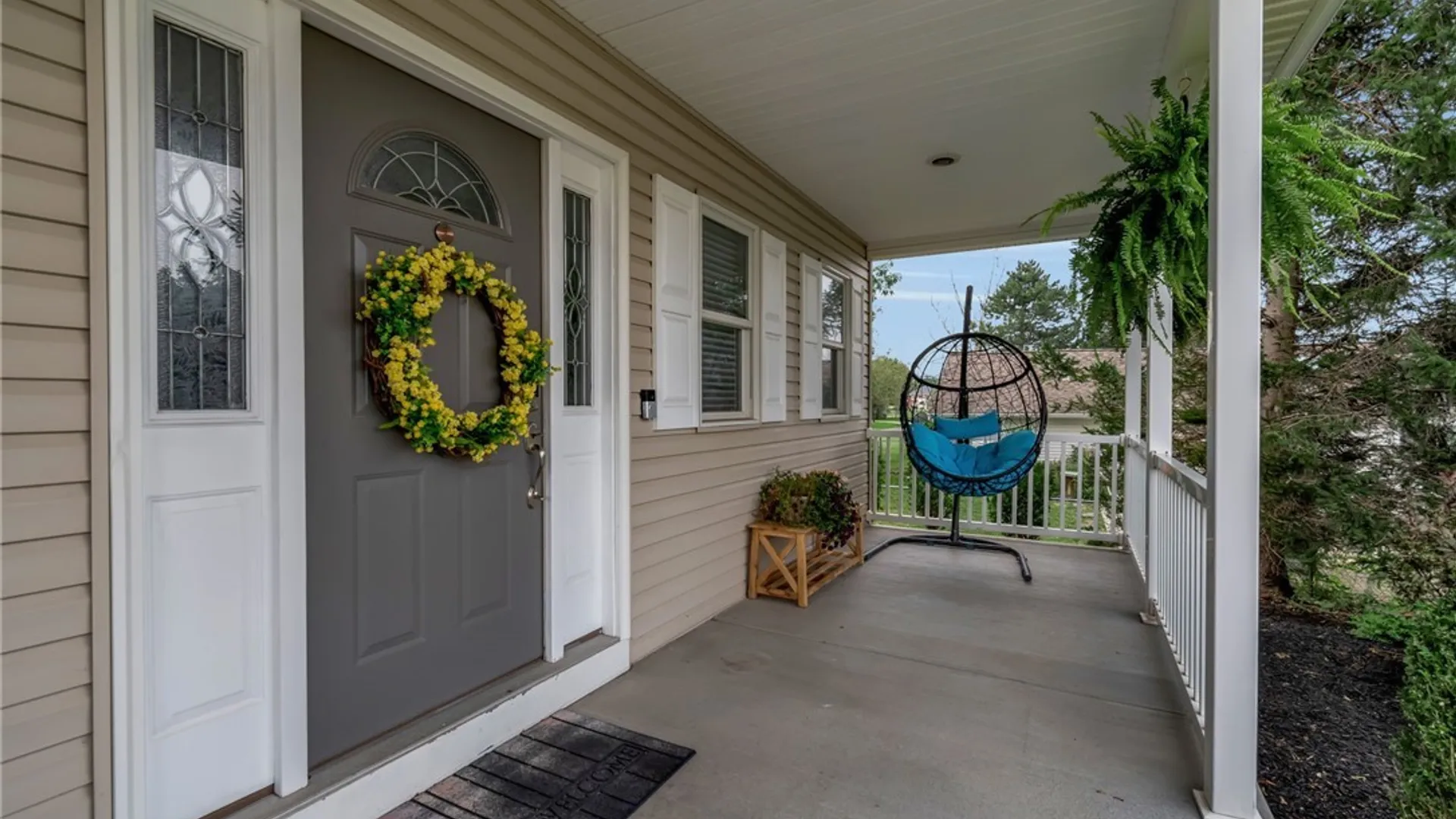 Property at 9479 Boxwood Drive, Clarence, NY 14032 6