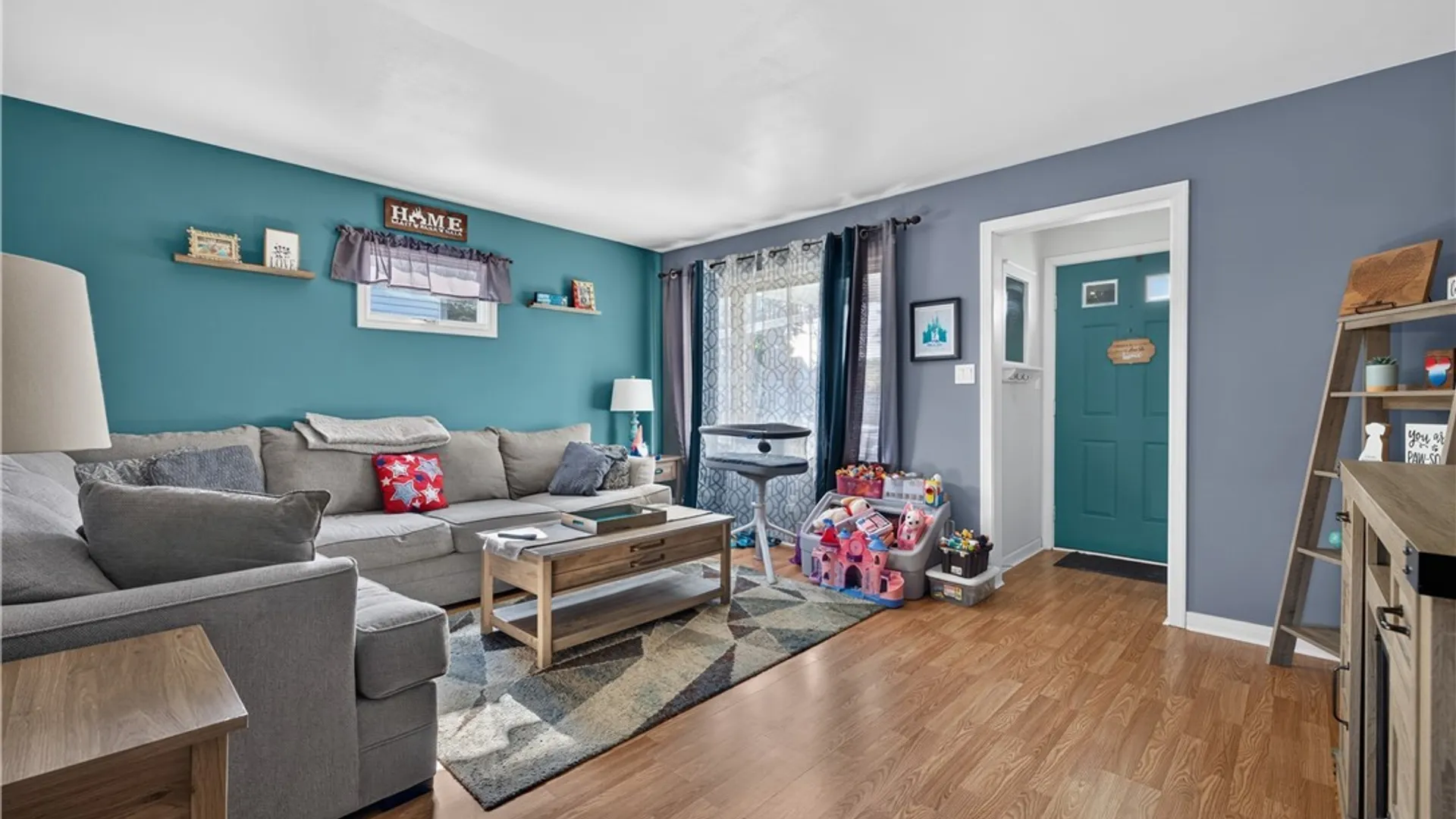 Property at 8306 Pershing Avenue, Niagara Falls, NY 14304 7