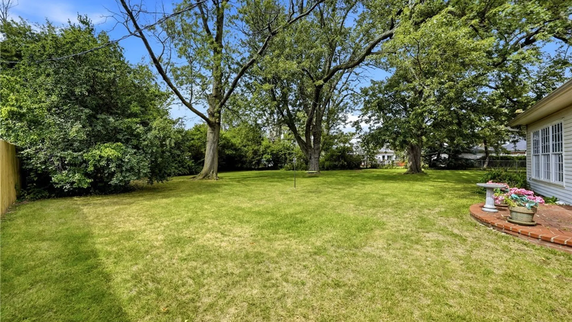 Property at 117 Grimsby Road, Tonawanda, NY 14223 38