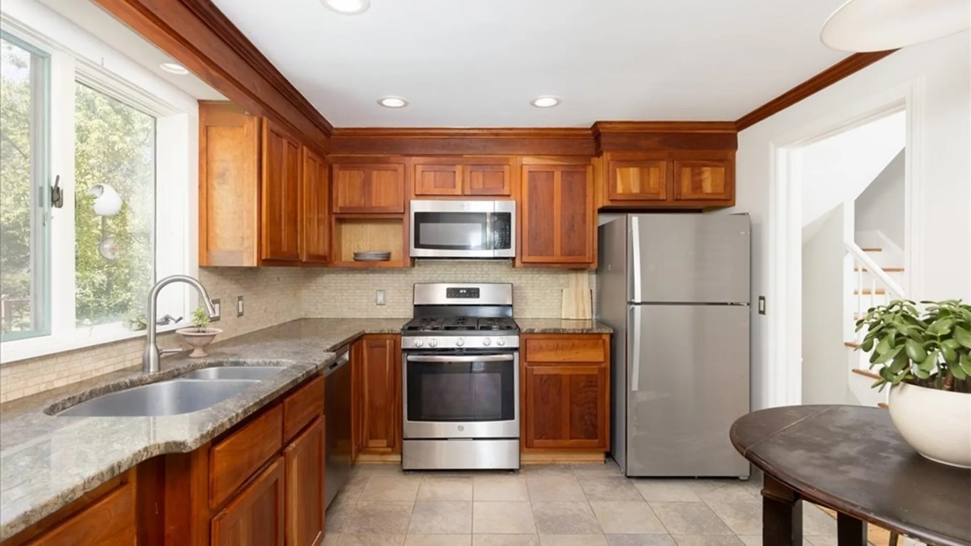 Property at 181 Elmwood Ave, Aurora, NY 14052 11