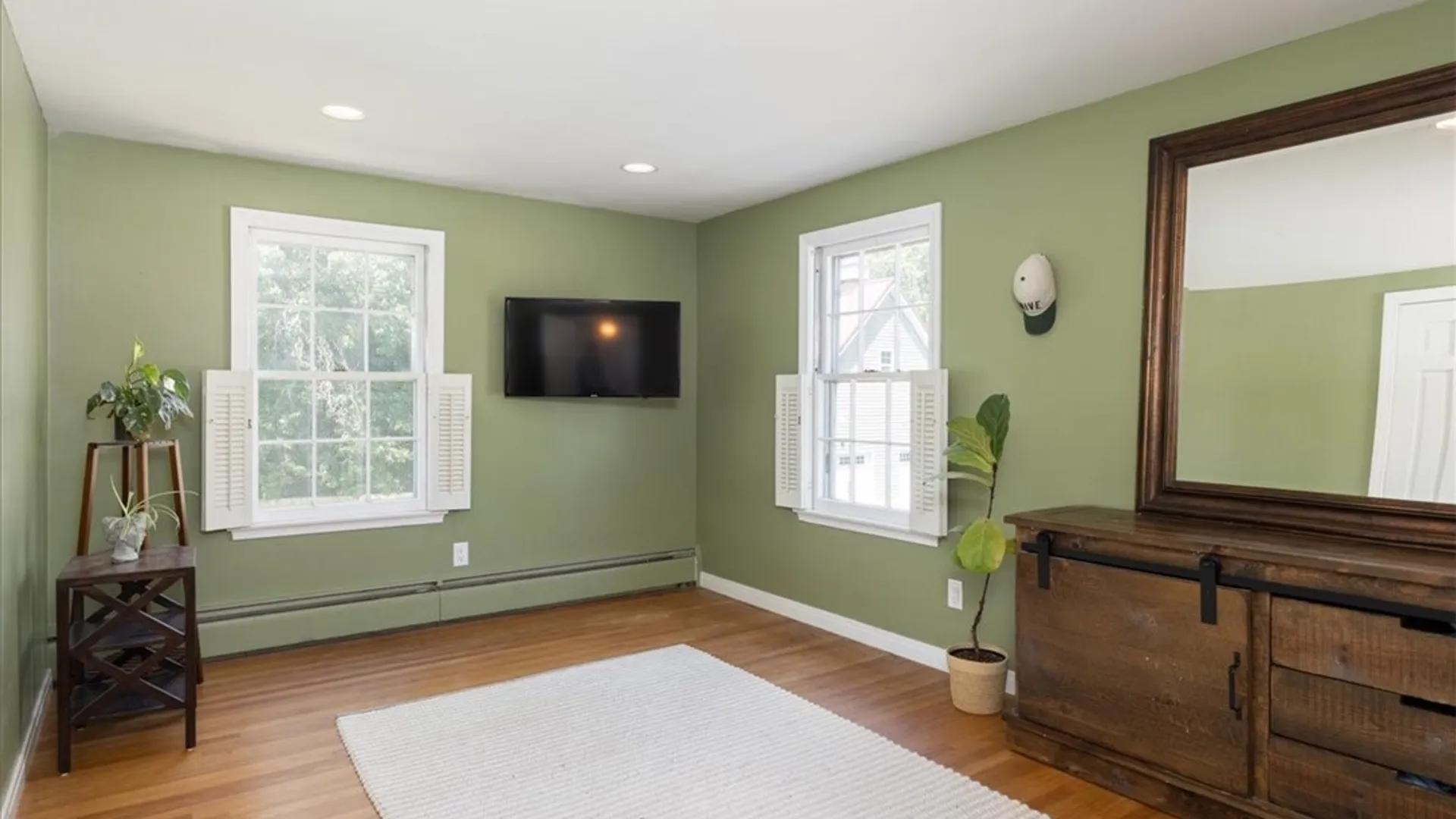 Property at 181 Elmwood Ave, Aurora, NY 14052 18