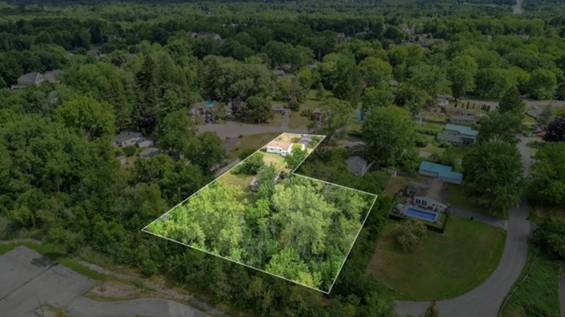 Property at 8271 Hamilton Drive, Lysander, NY 13027 27