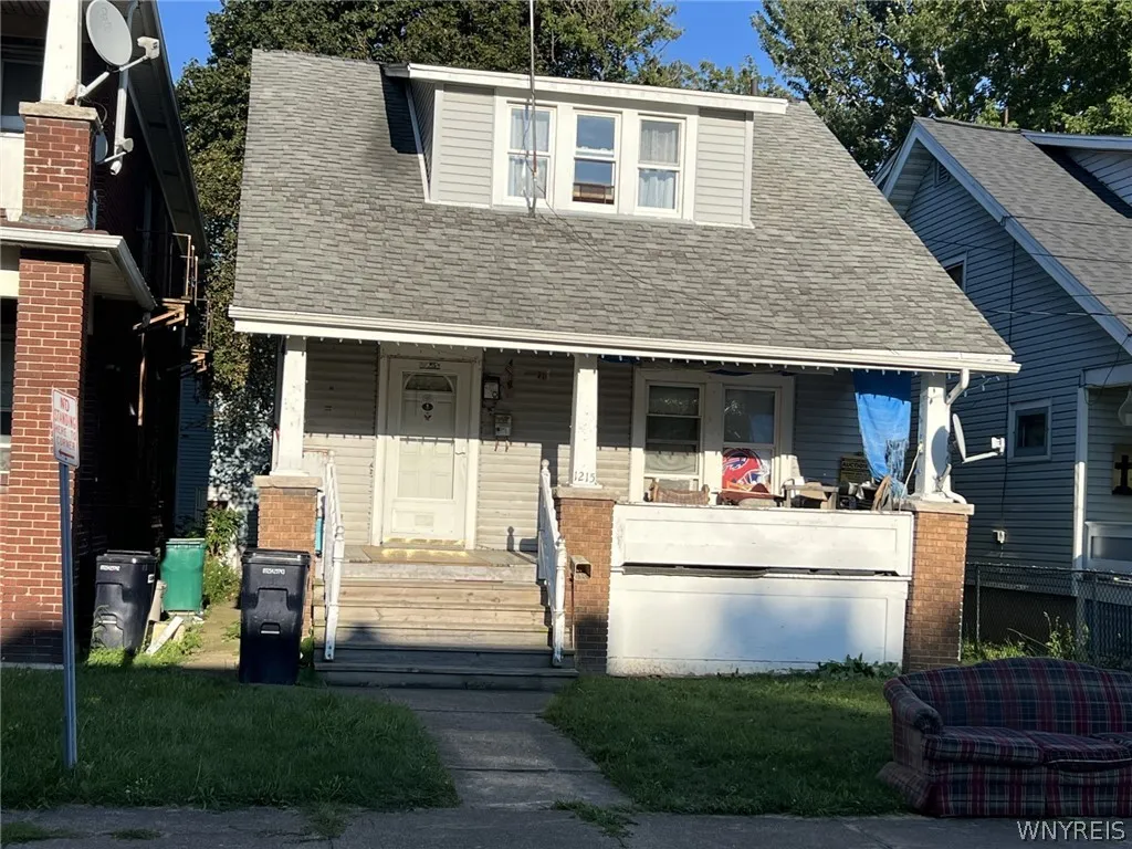 Property at 1215 15th Street, Niagara Falls, NY 14301