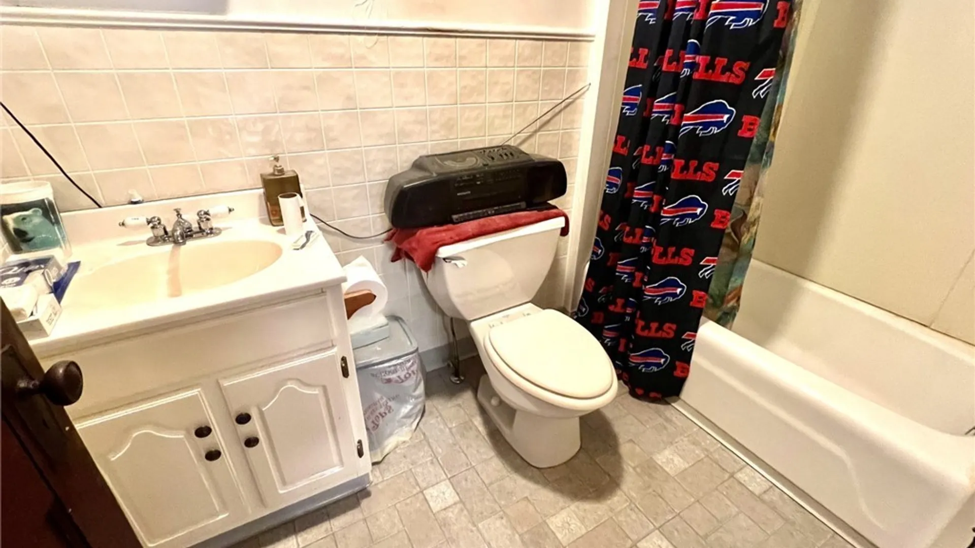 Property at 1215 15th Street, Niagara Falls, NY 14301 5