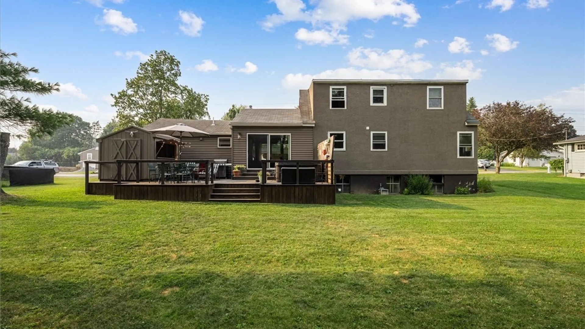 Property at 13 Glendale Avenue, New Hartford, NY 13492 9