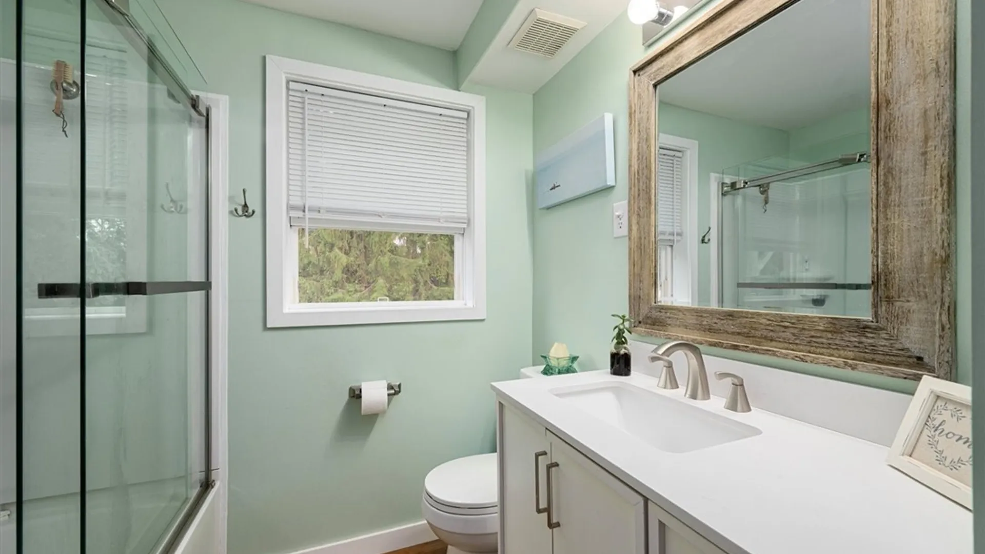 Property at 13 Glendale Avenue, New Hartford, NY 13492 33
