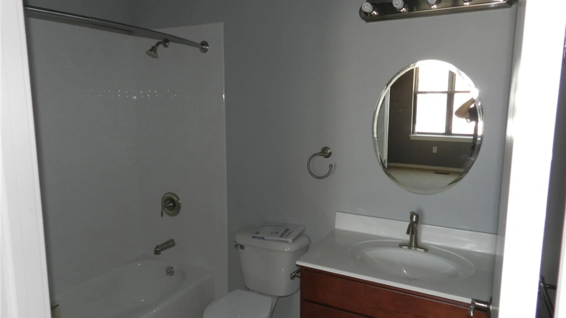 Property at 317 S Clinton Street, Syracuse, NY 13202 4