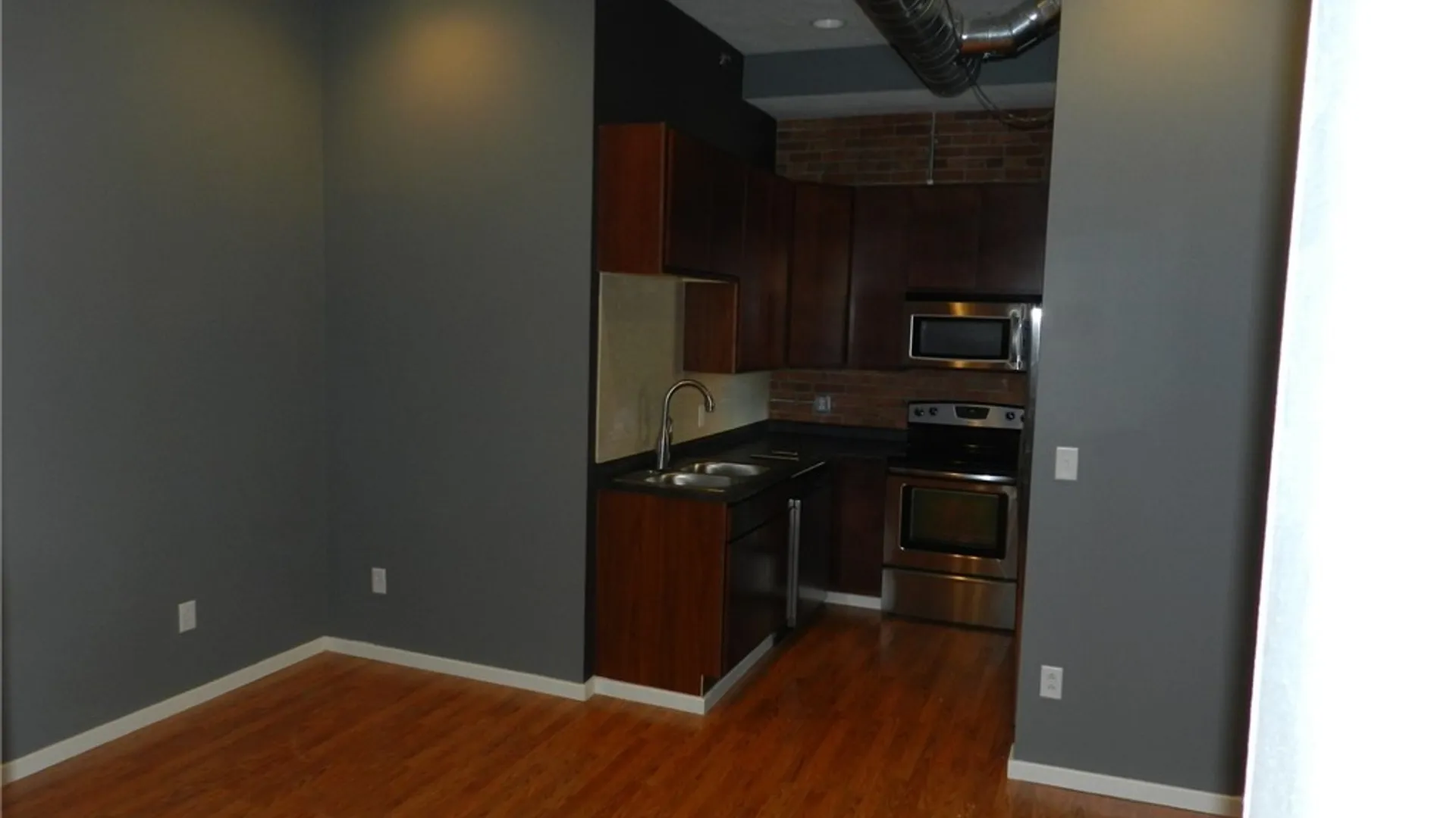 Property at 317 S Clinton Street, Syracuse, NY 13202 6