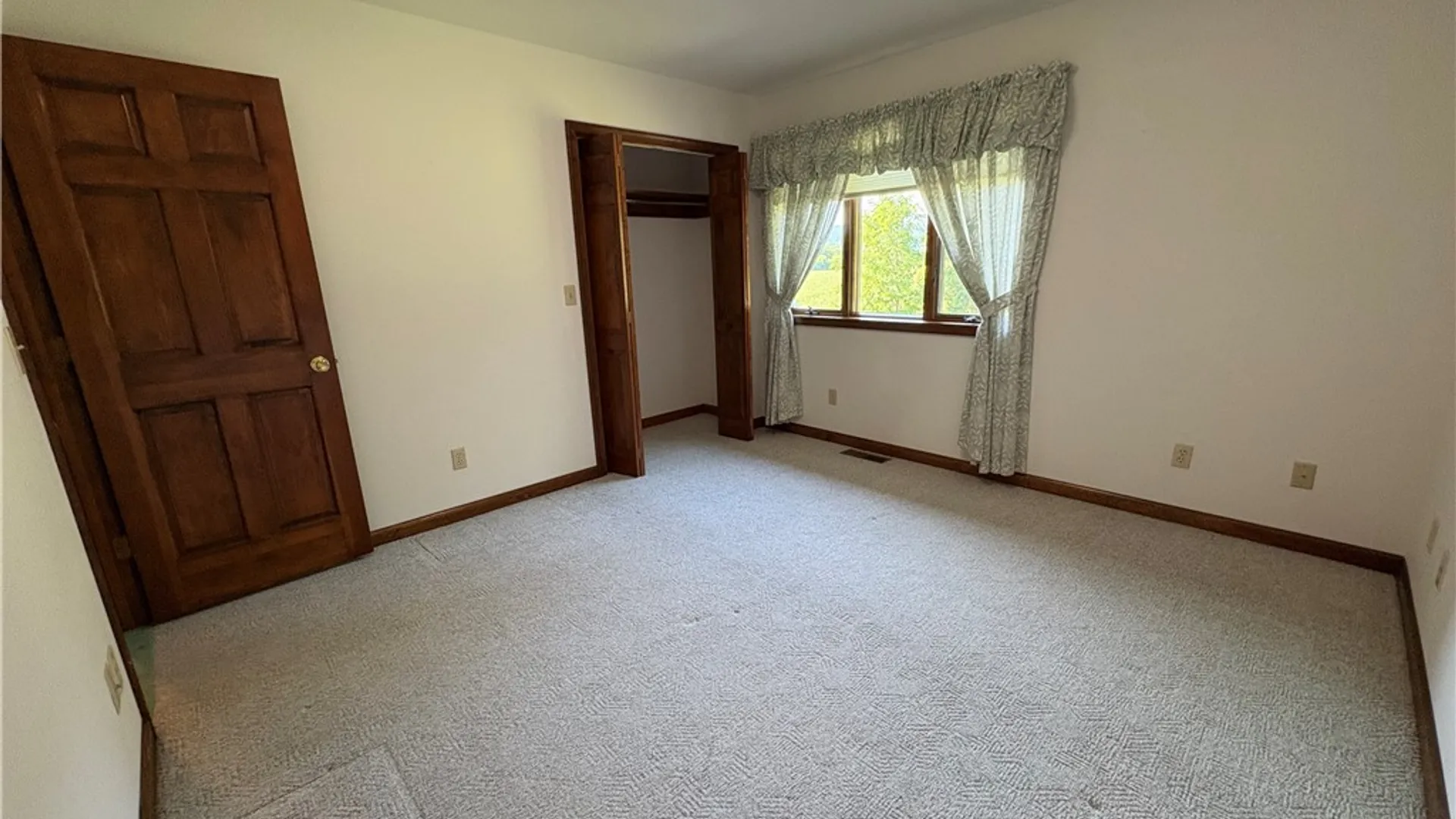 Property at 111 Rumsey St, Bath, NY 14810 19