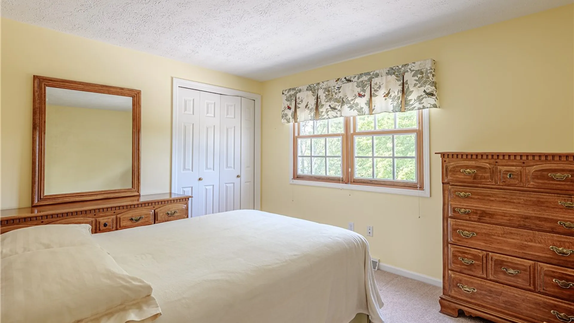 Property at 48 Churchview Lane, Henrietta, NY 14534 35