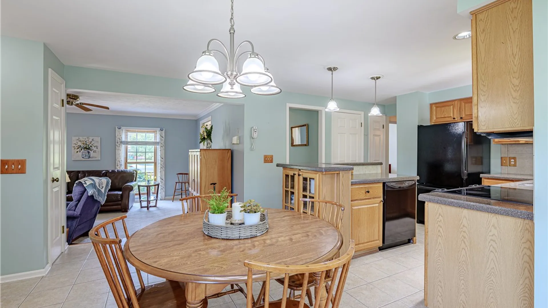 Property at 48 Churchview Lane, Henrietta, NY 14534 16