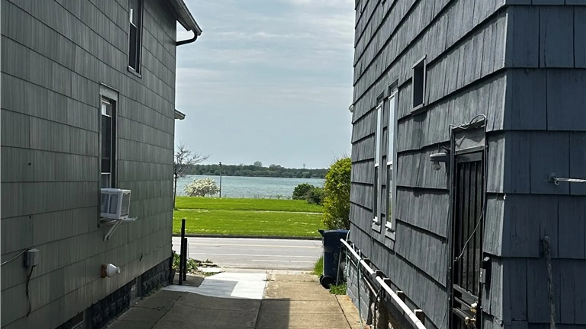 Property at 2349 Niagara Street, Buffalo, NY 14207 4