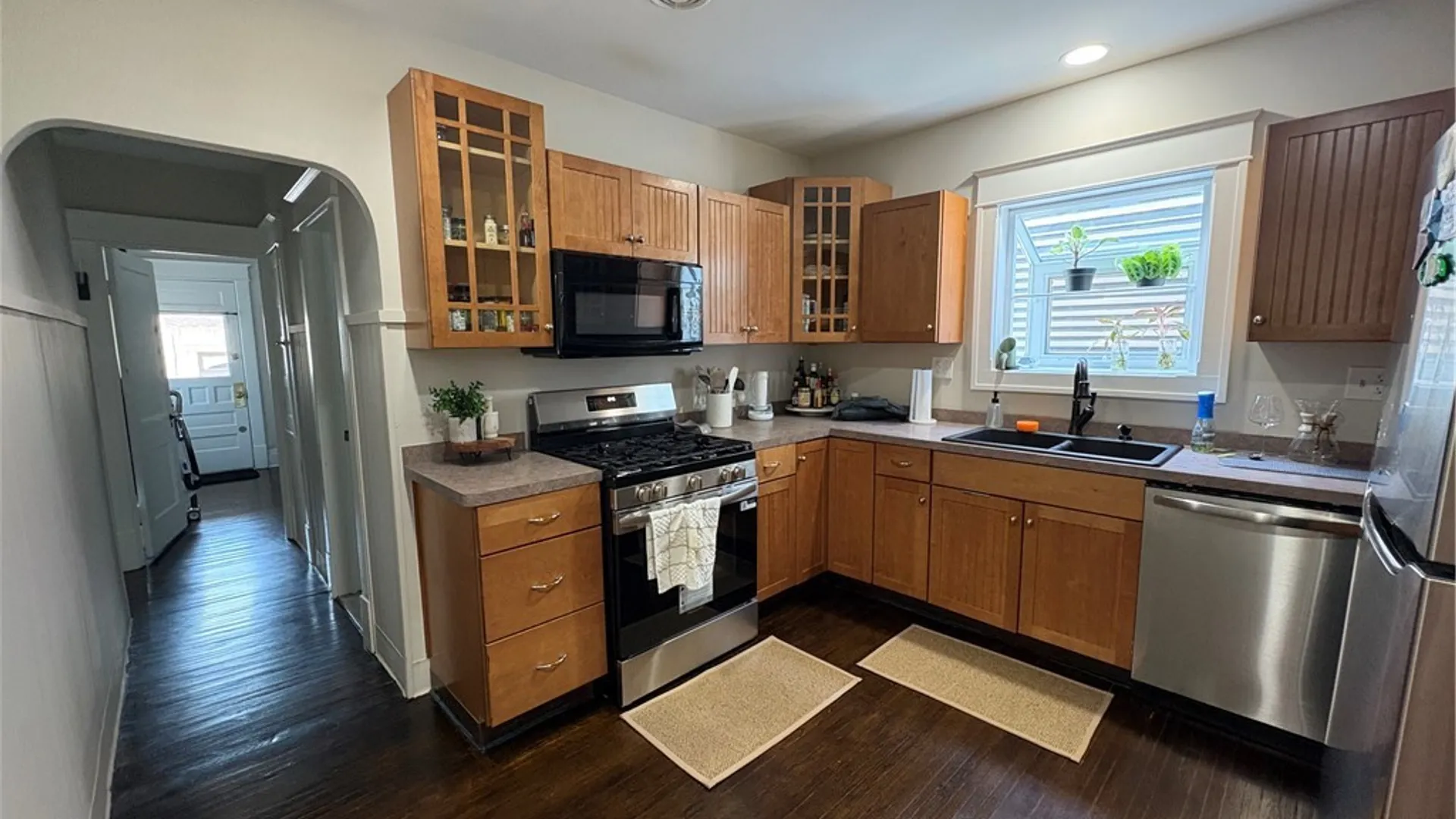 Property at 17 Tacoma Avenue, Buffalo, NY 14216 3