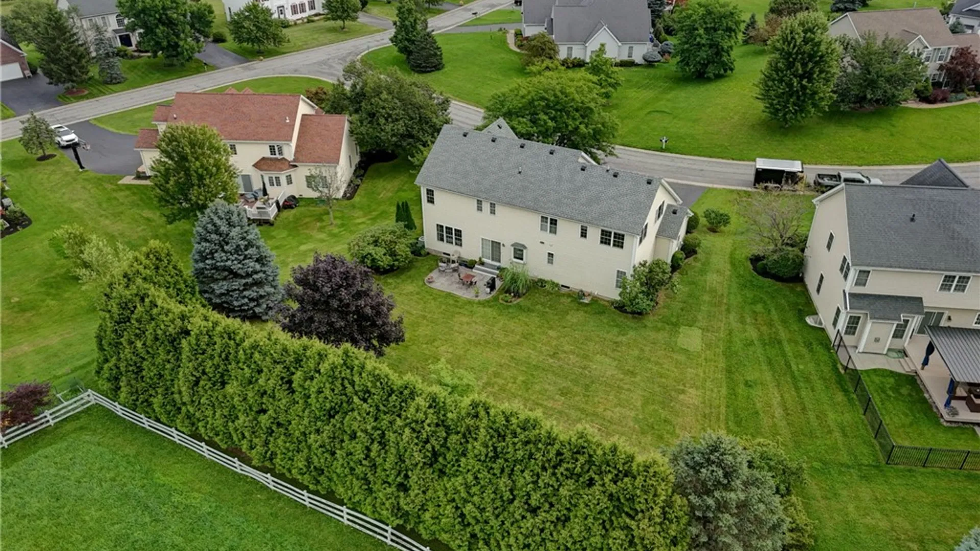Property at 3 Post Side Lane, Pittsford, NY 14534 29