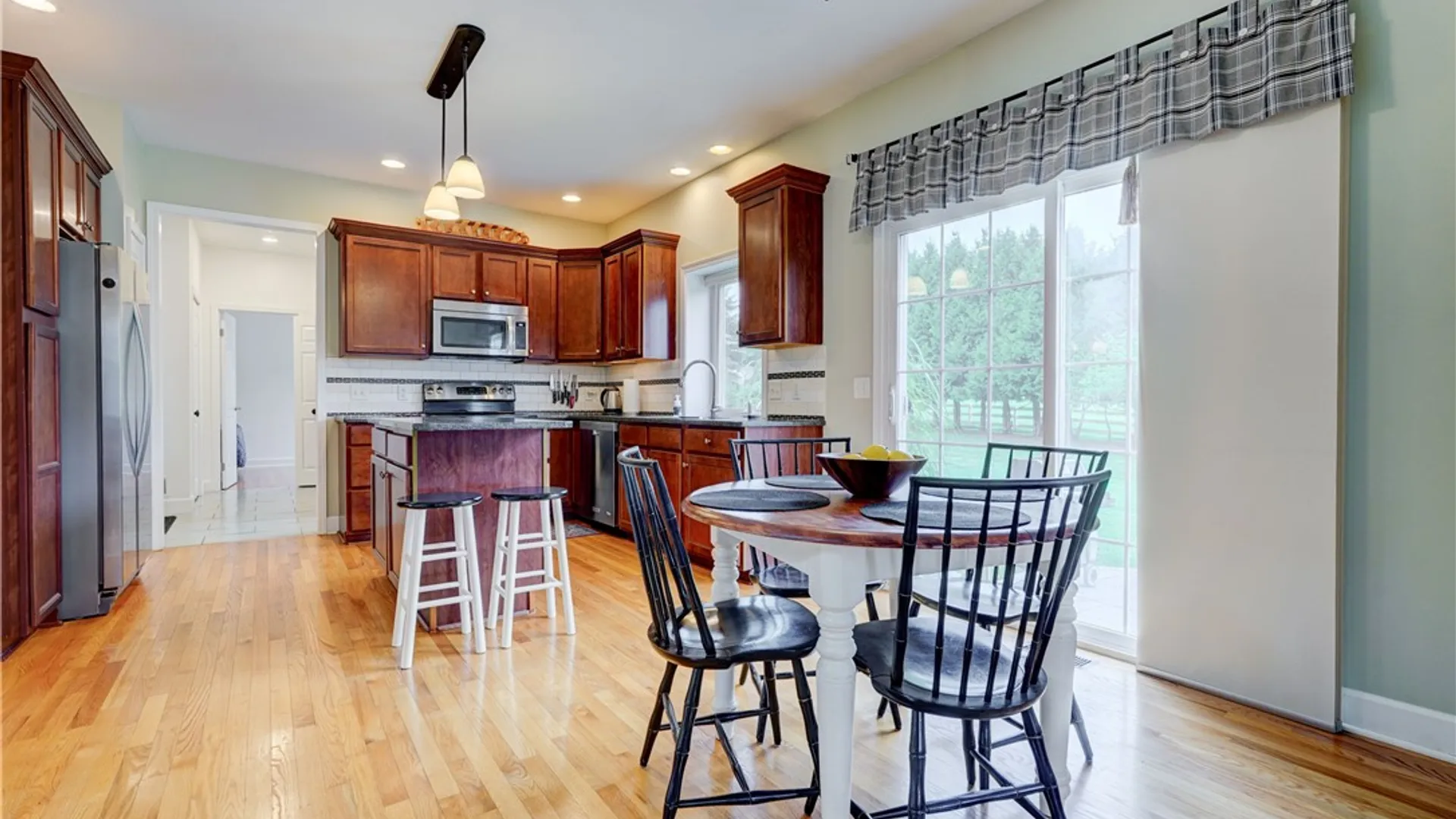 Property at 3 Post Side Lane, Pittsford, NY 14534 10