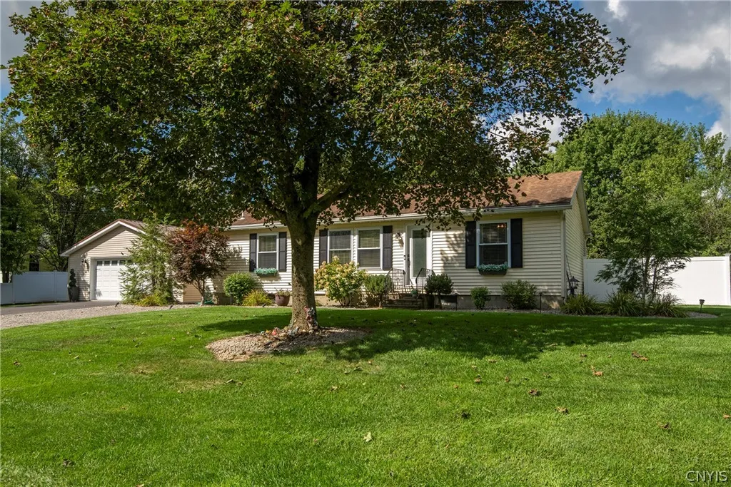 Property at 5 Concord Boulevard, New Hartford, NY 13323