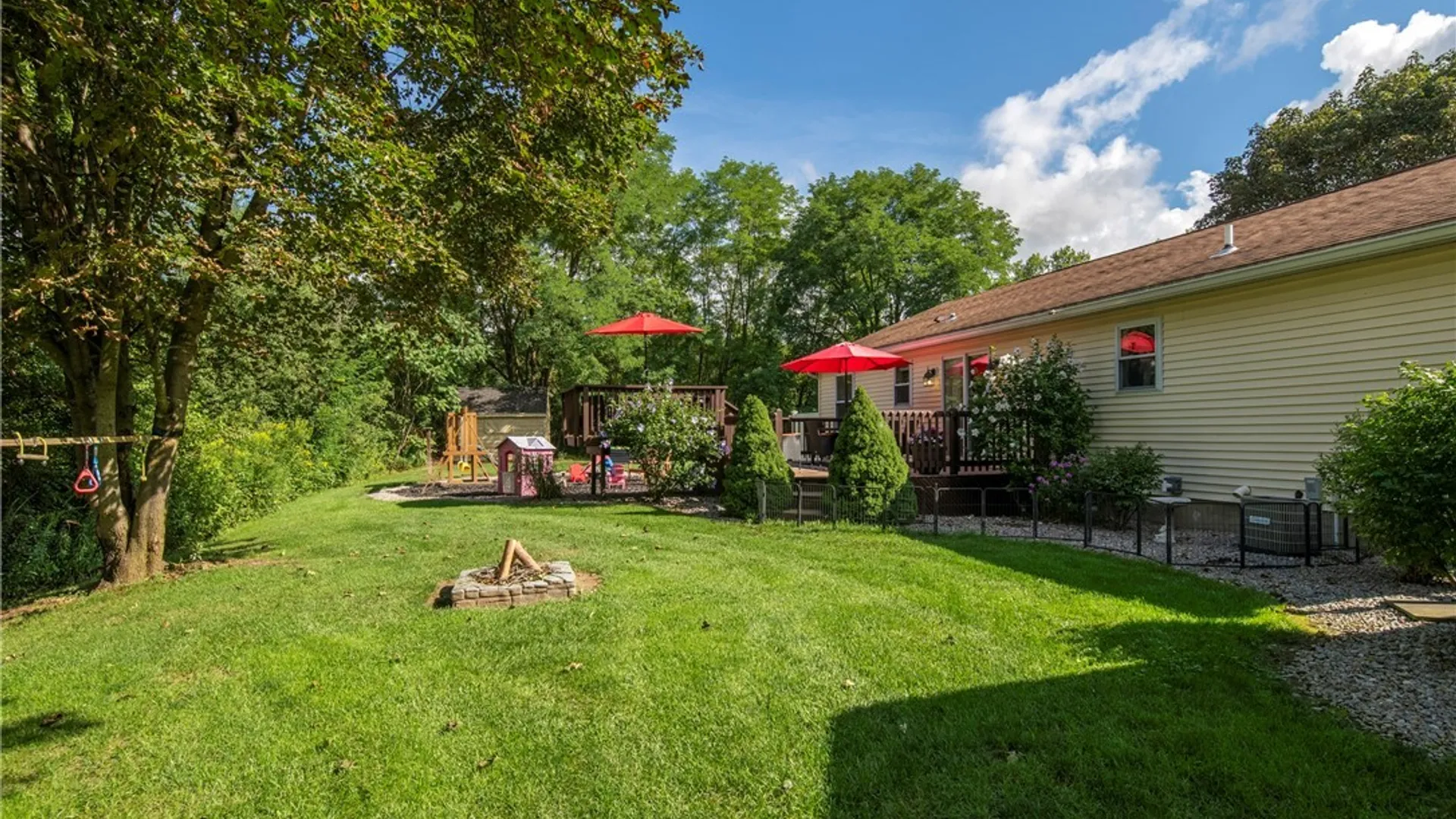 Property at 5 Concord Boulevard, New Hartford, NY 13323 43