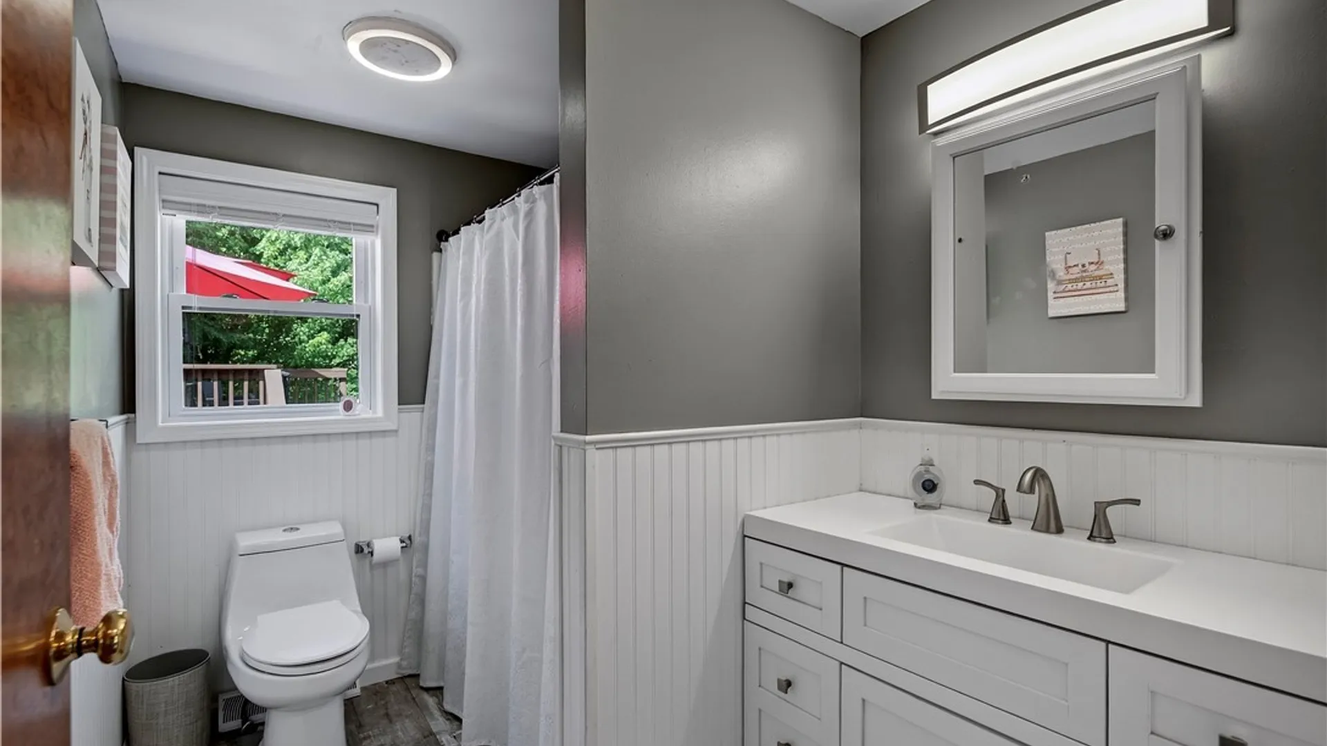Property at 5 Concord Boulevard, New Hartford, NY 13323 25
