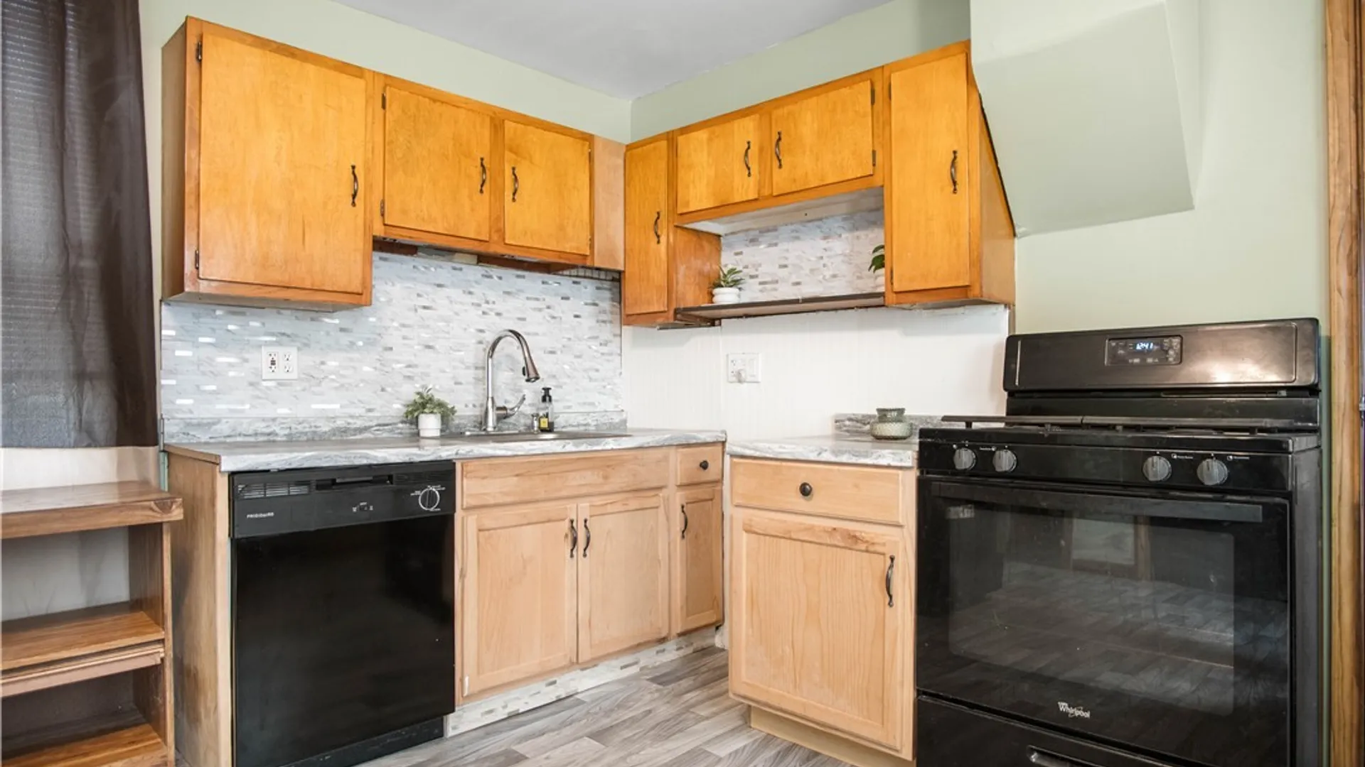 Property at 445 N Ogden Street, Buffalo, NY 14212 12