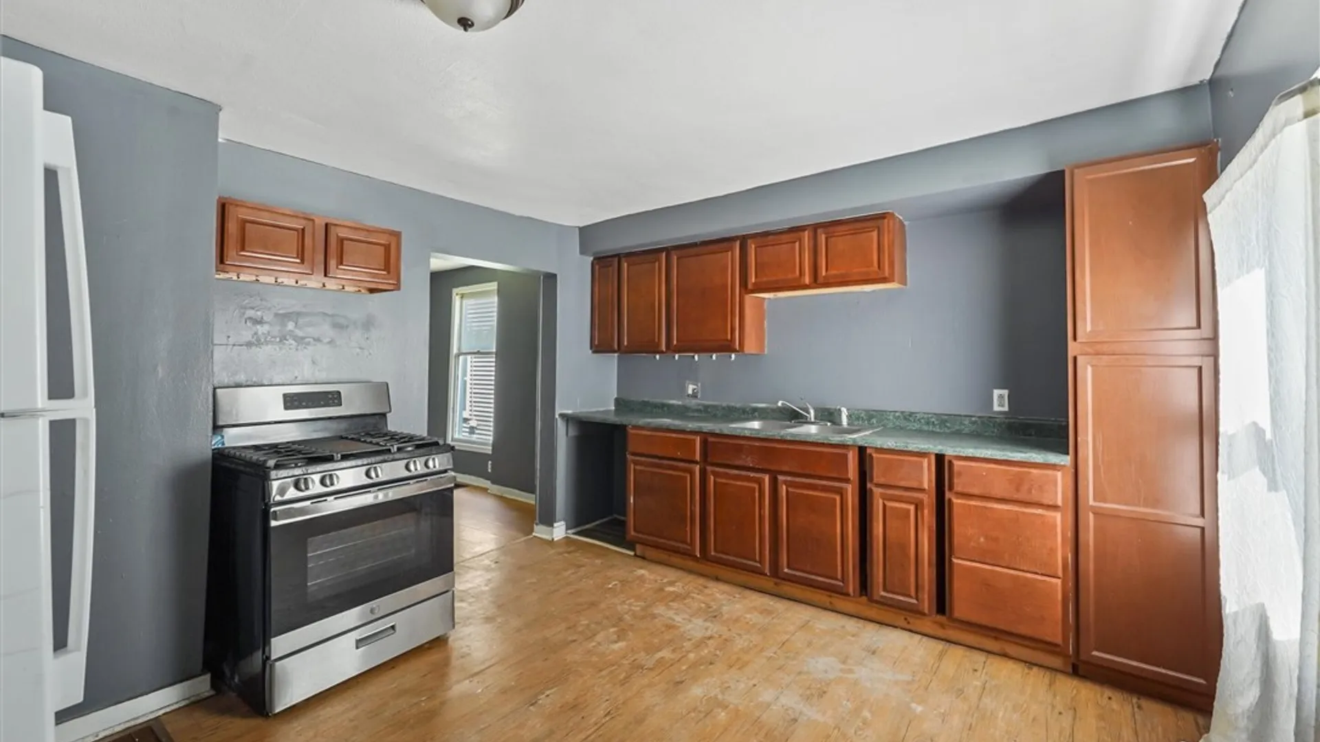 Property at 249 Lilac Street, Syracuse, NY 13208 8