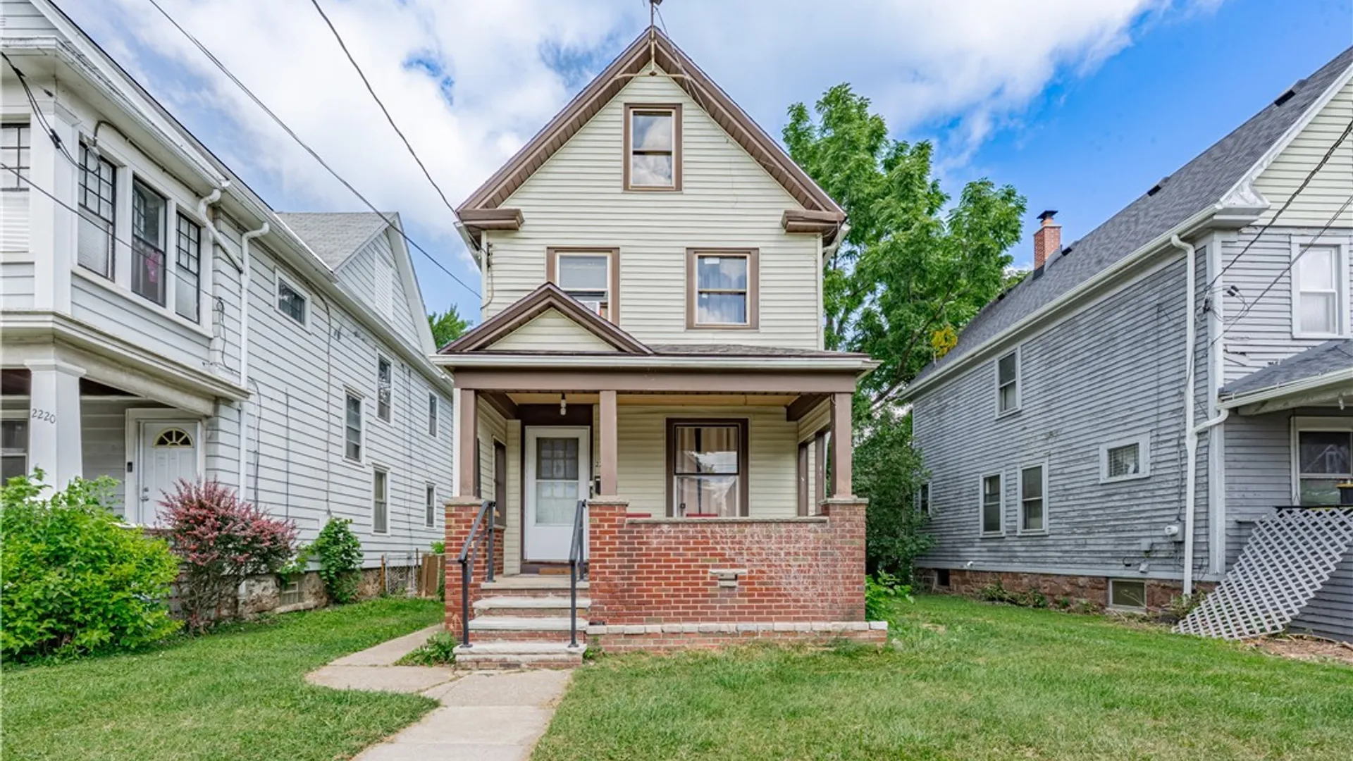 Property at 2222 Whitney Avenue, Niagara Falls, NY 14301 3
