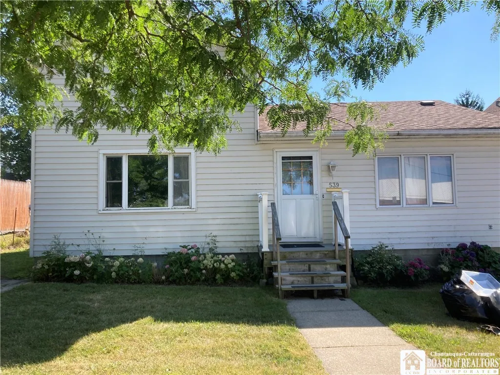 Property at 539 S Roberts Road, Dunkirk, NY 14048