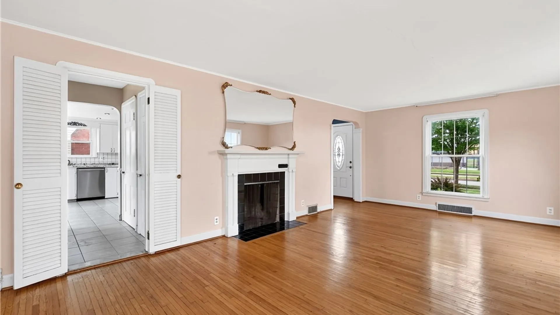 Property at 134 Wilton Parkway, Tonawanda, NY 14223 13