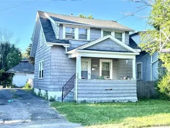 Property at 1886 Weston Avenue, Niagara Falls, NY 14305