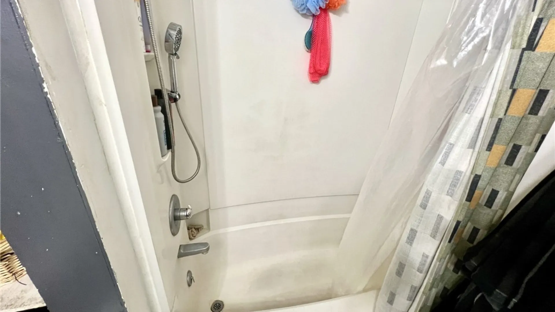 Property at 1886 Weston Avenue, Niagara Falls, NY 14305 6