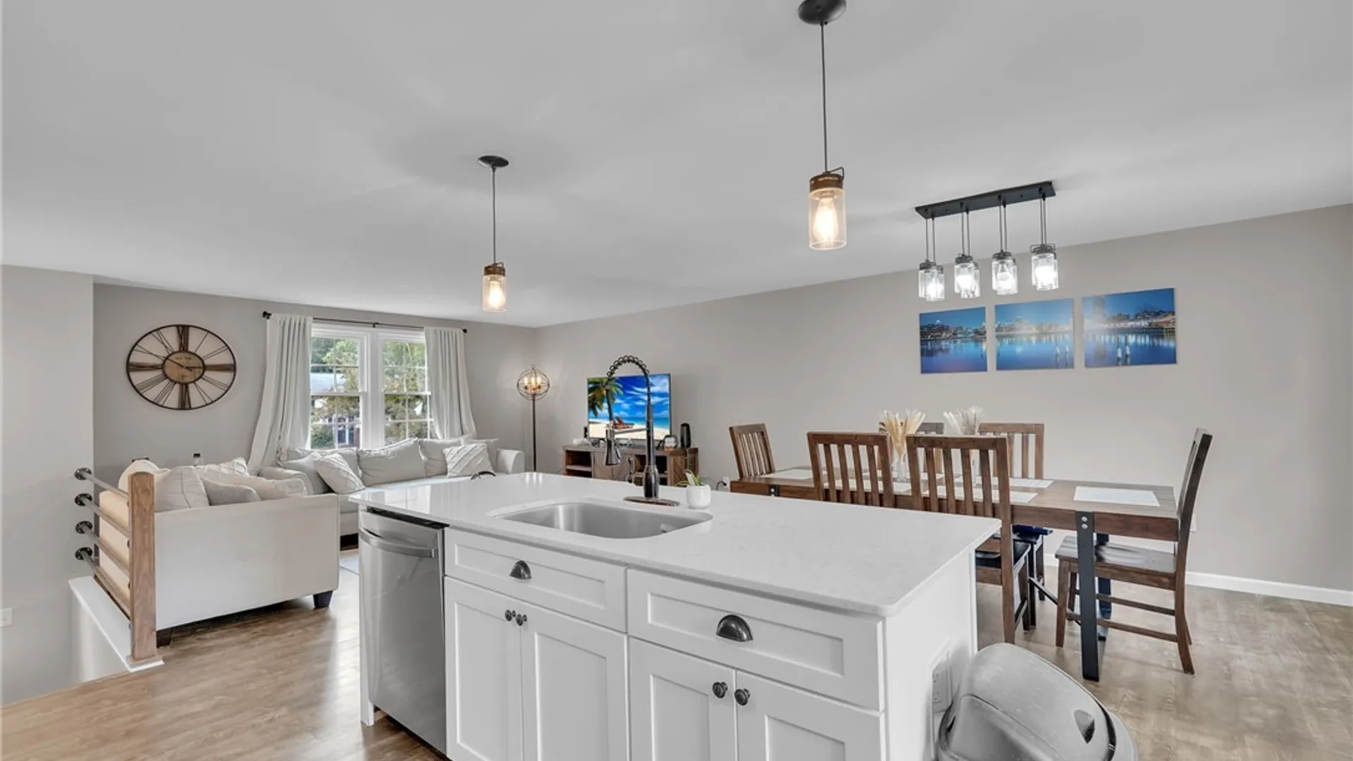 Property at 154 Garry Drive, West Seneca, NY 14224 15