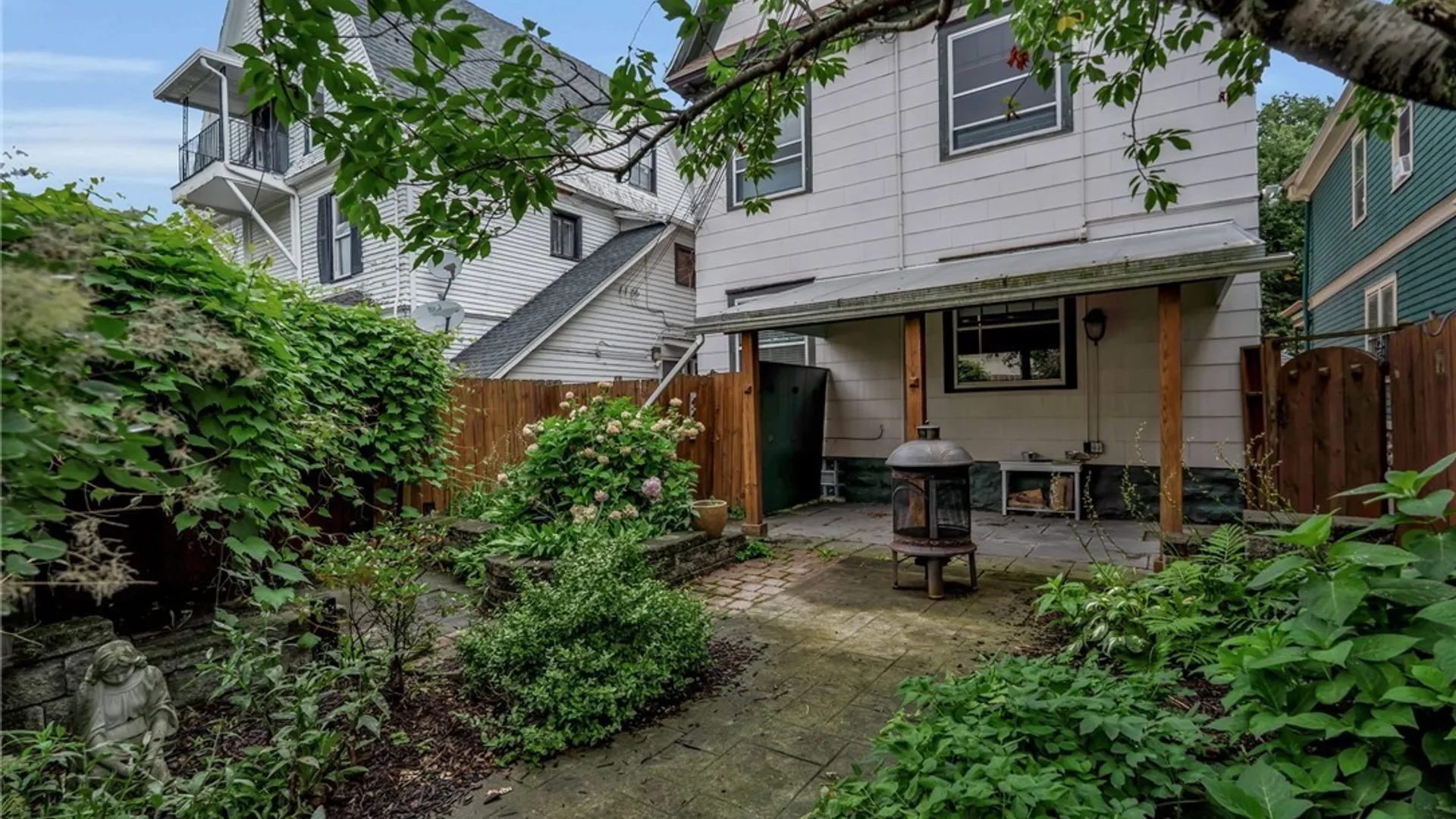 Property at 610 Ashland Avenue, Buffalo, NY 14222 42