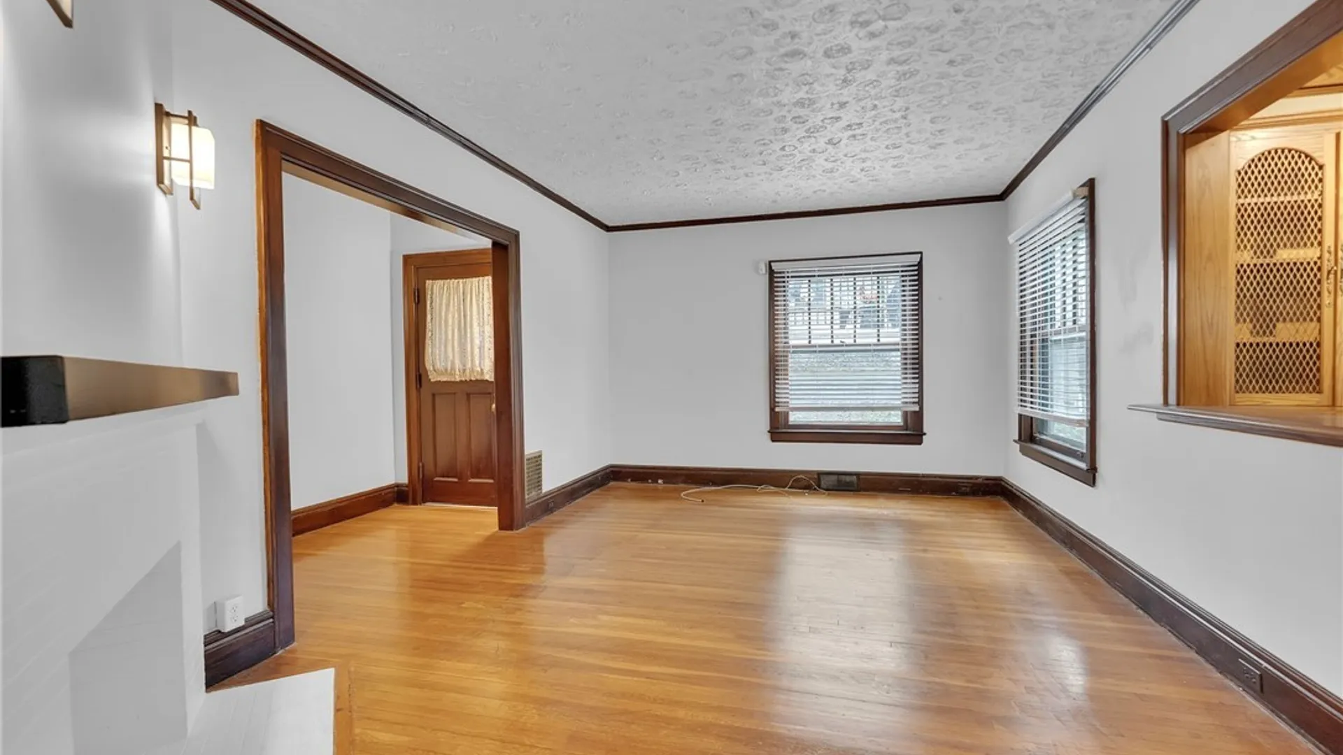 Property at 610 Ashland Avenue, Buffalo, NY 14222 10