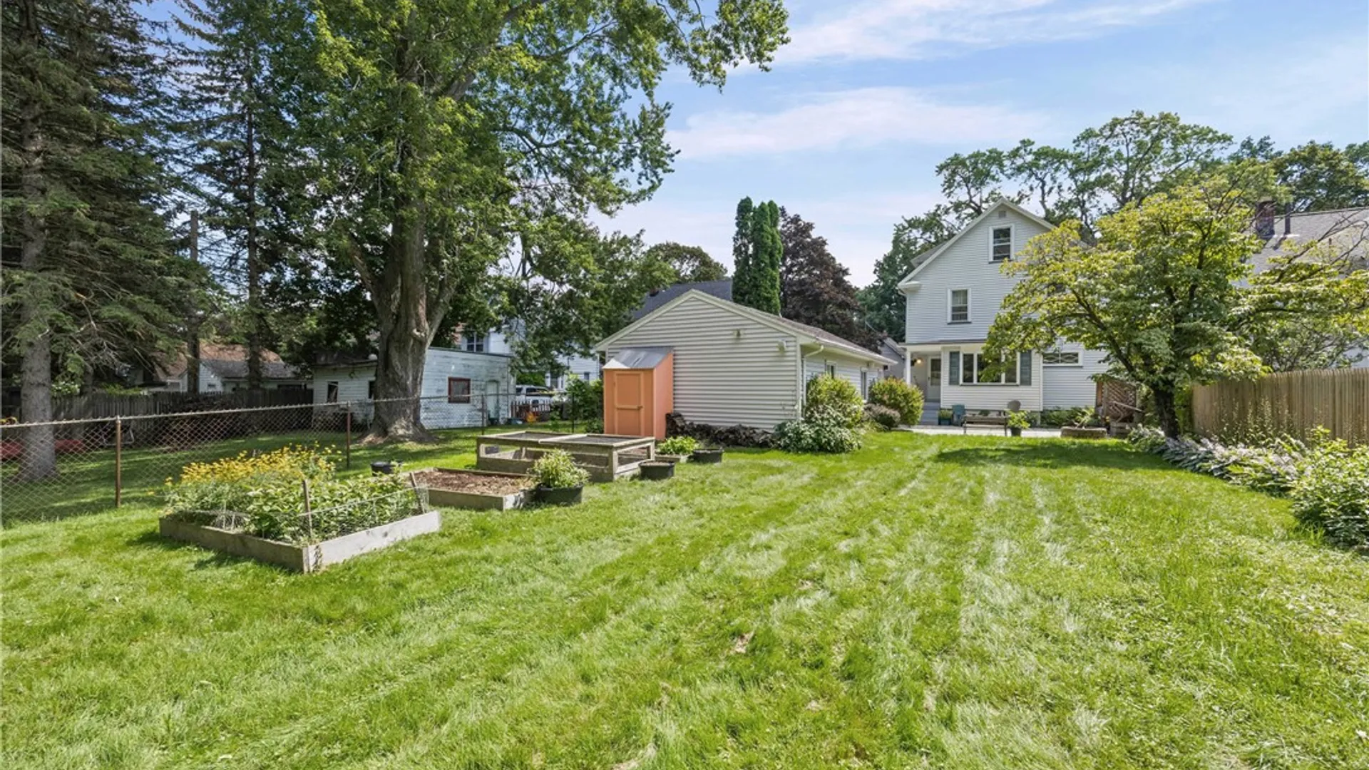 Property at 104 Tryon Park, Rochester, NY 14609 28