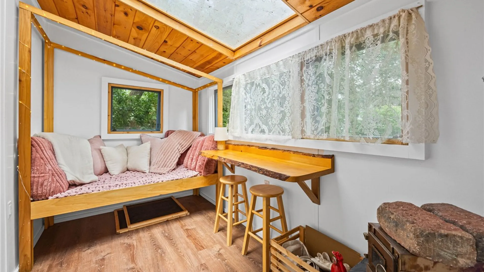 Property at 104 Tryon Park, Rochester, NY 14609 6