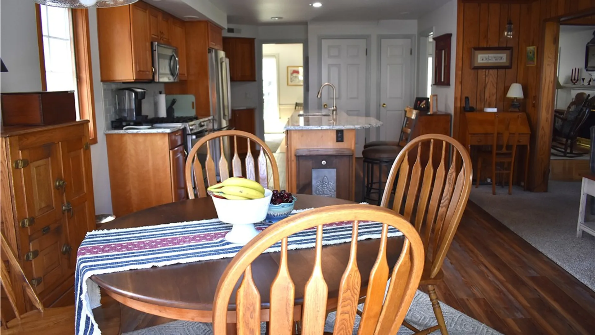 Property at 126 Tottenham Rd, Irondequoit, NY 14609 12