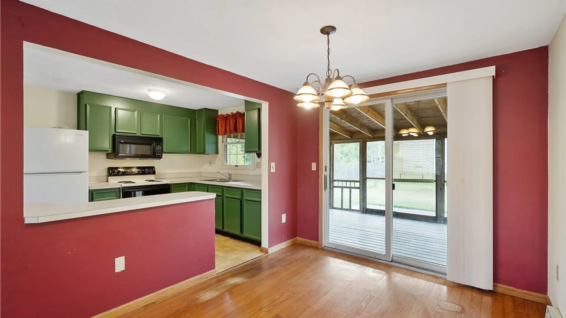 Property at 9472 Bygone Drive, Cicero, NY 13029 8