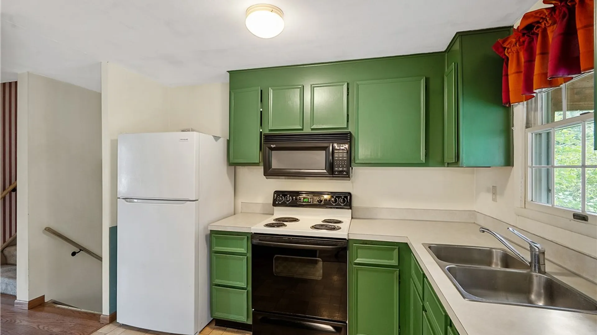 Property at 9472 Bygone Drive, Cicero, NY 13029 11