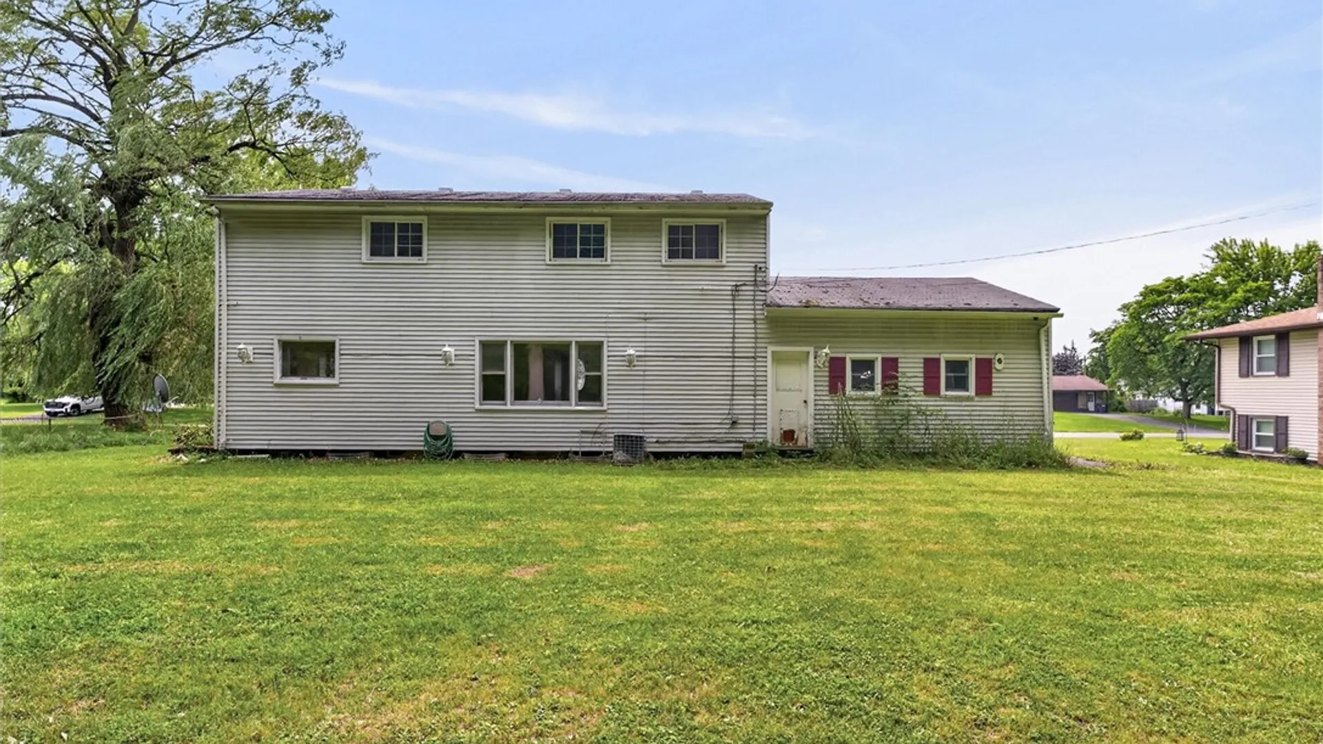 Property at 300 Wildbriar Road, Henrietta, NY 14623 3