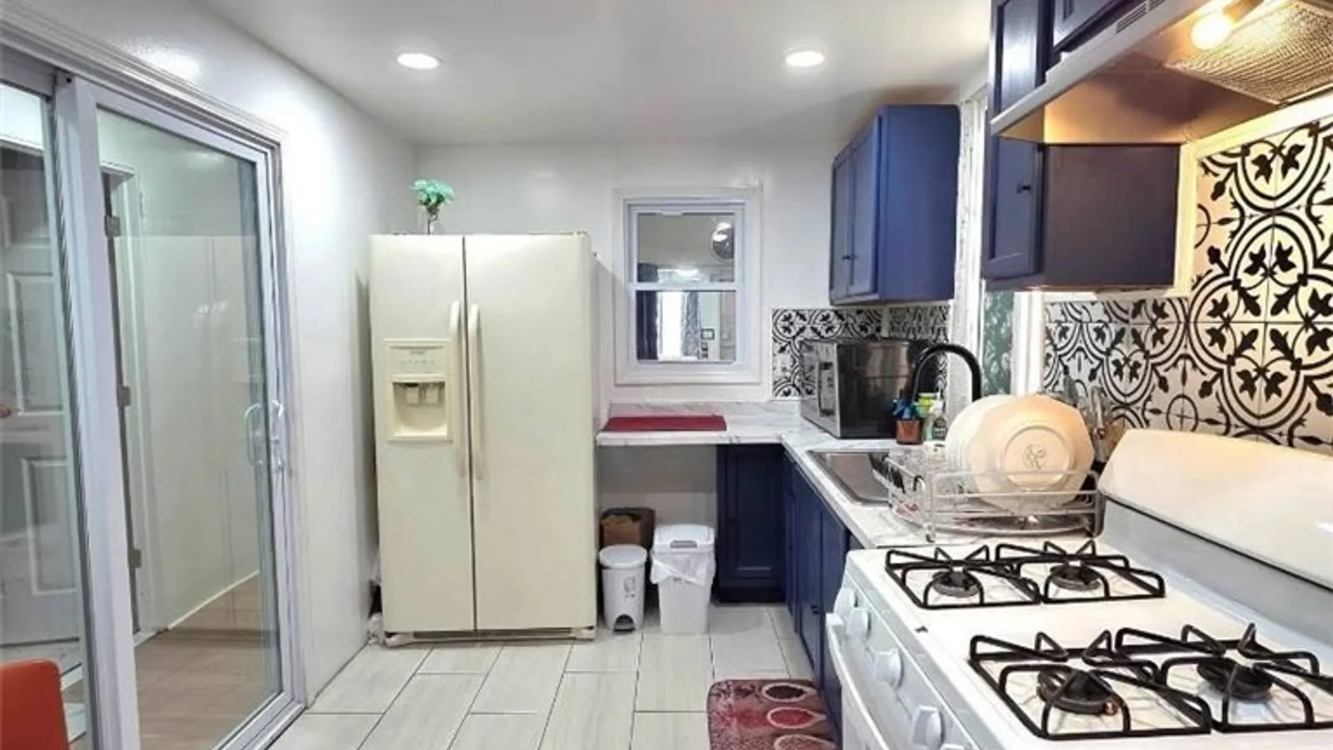 Property at 16 Parker Avenue, Buffalo, NY 14214 9