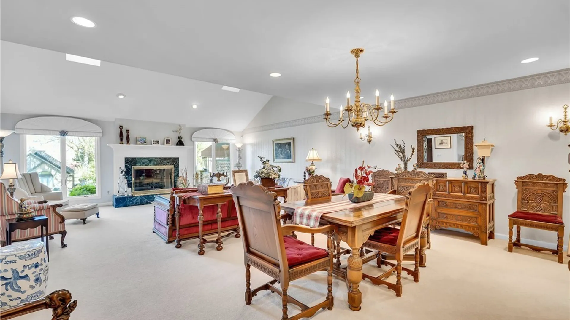 Property at 161 Hidden Ridge, Amherst, NY 14221 19