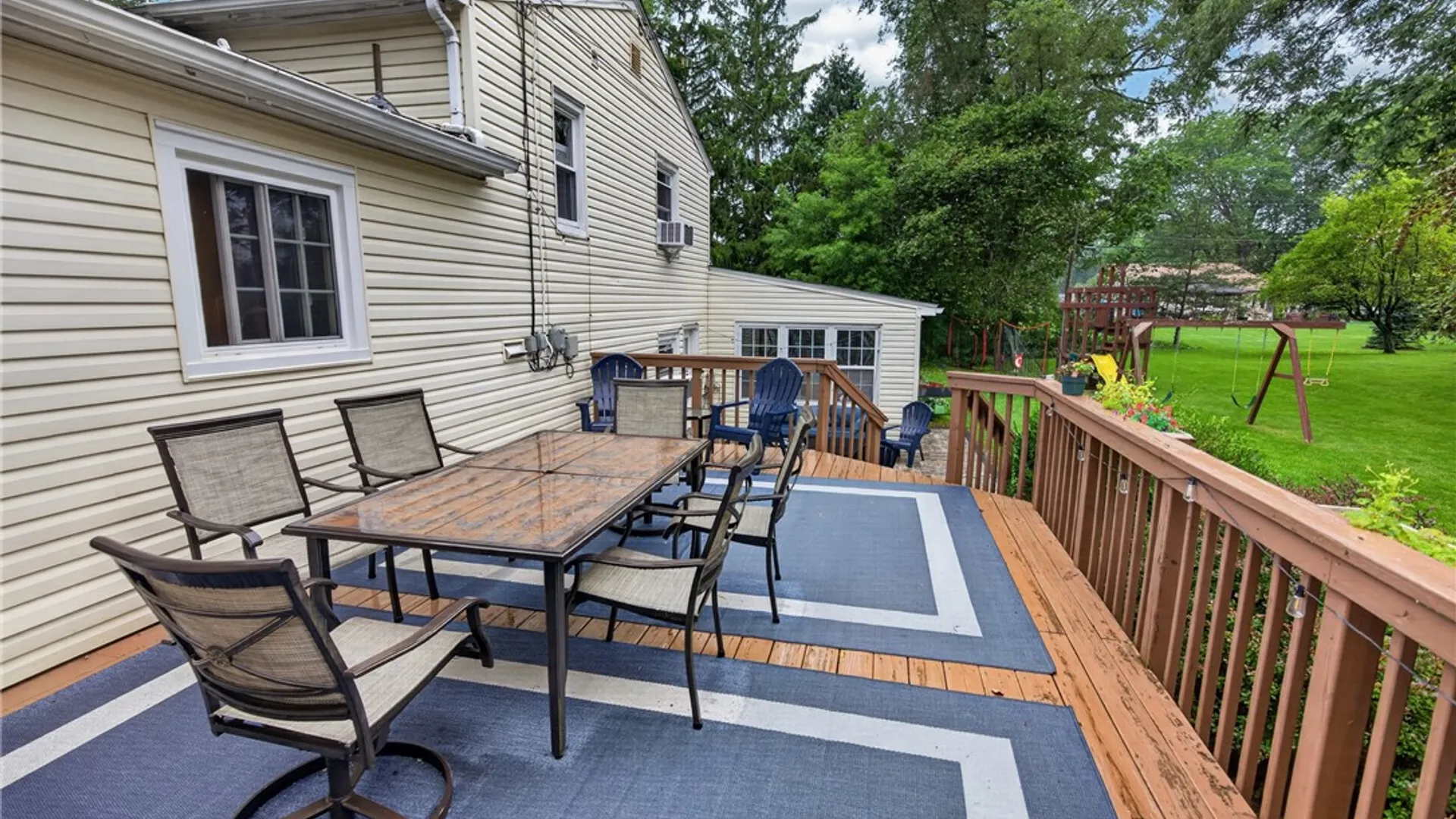 Property at 185 Woody Lane, Penfield, NY 14625 25
