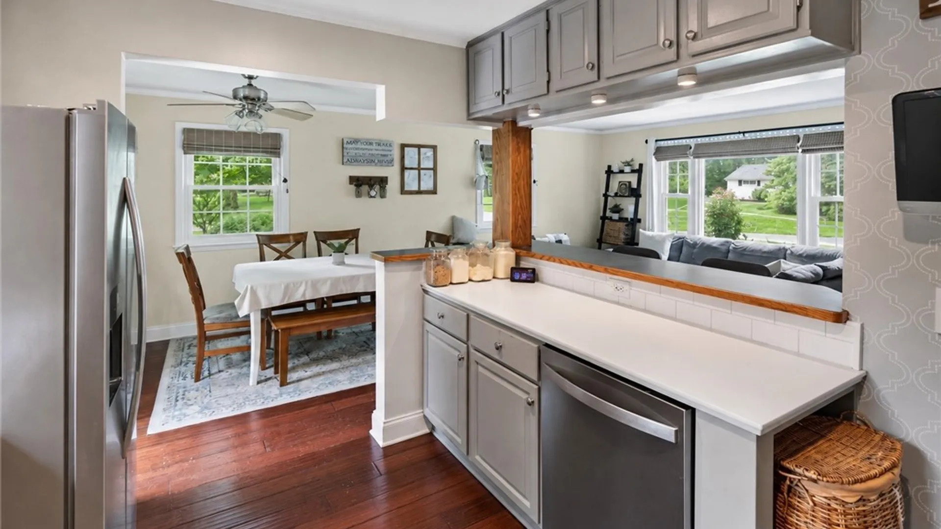 Property at 185 Woody Lane, Penfield, NY 14625 12