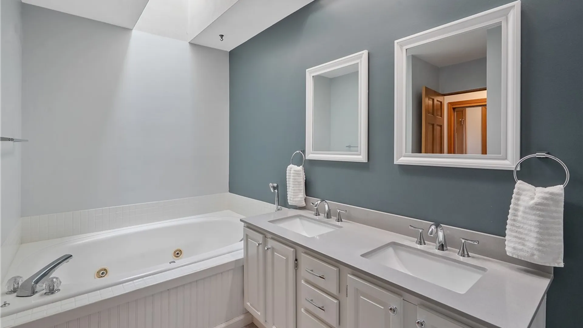 Property at 51 Parkington Circle, Manlius, NY 13057 31