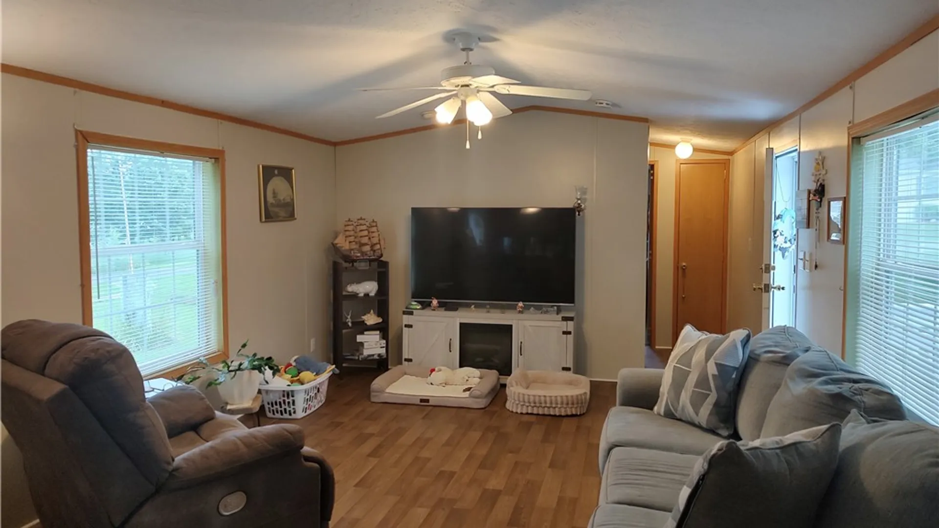 Property at 13 Arrowhead Drive, Fayette, NY 13165 9