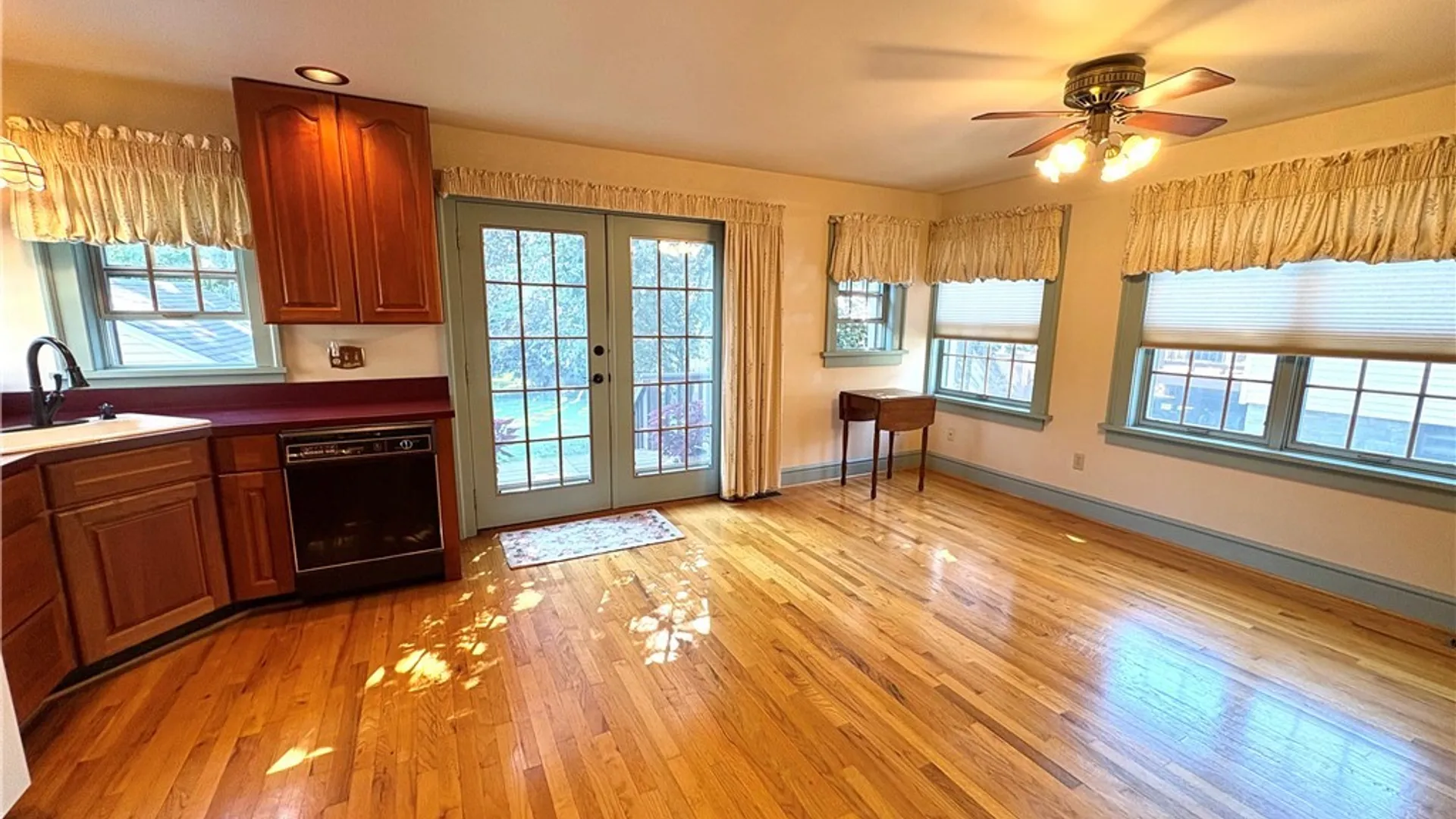 Property at 132 S Hoopes Avenue, Auburn, NY 13021 16