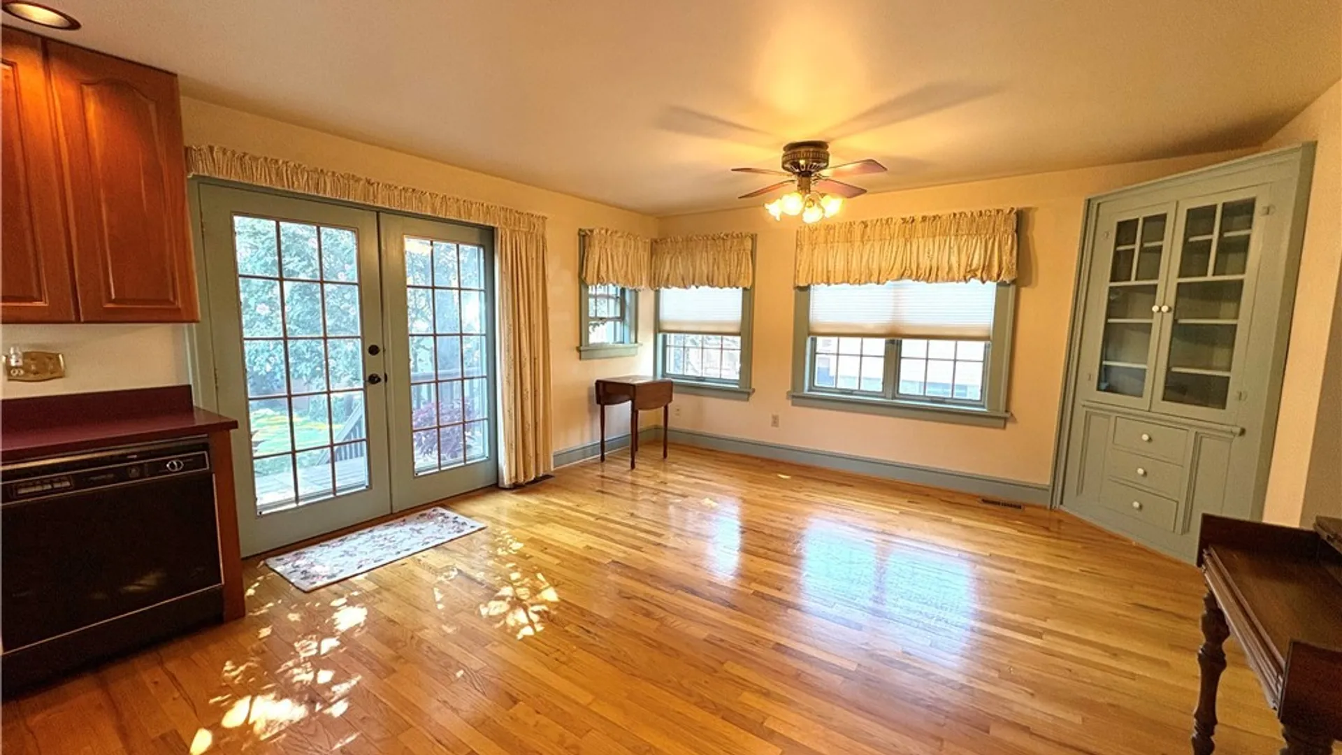 Property at 132 S Hoopes Avenue, Auburn, NY 13021 21